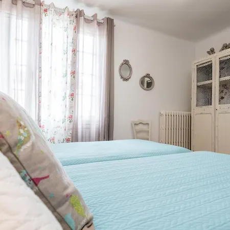 לינה וארוחת בוקר La Beytina - And 3*